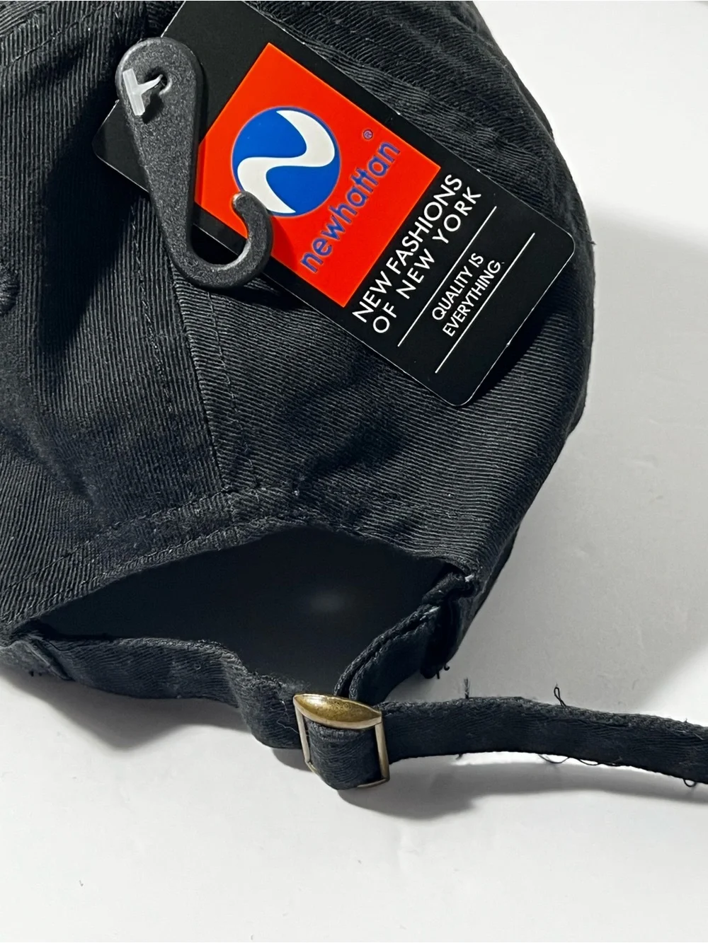 Newhattan SDF 50 Sunburn Dominica Adjustable Dad Hat Cap Black NWT One Size